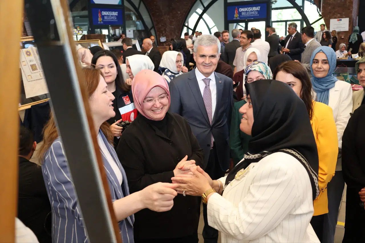 Kadın Kıyafetleri Sergisi EXPO’da Açıldı