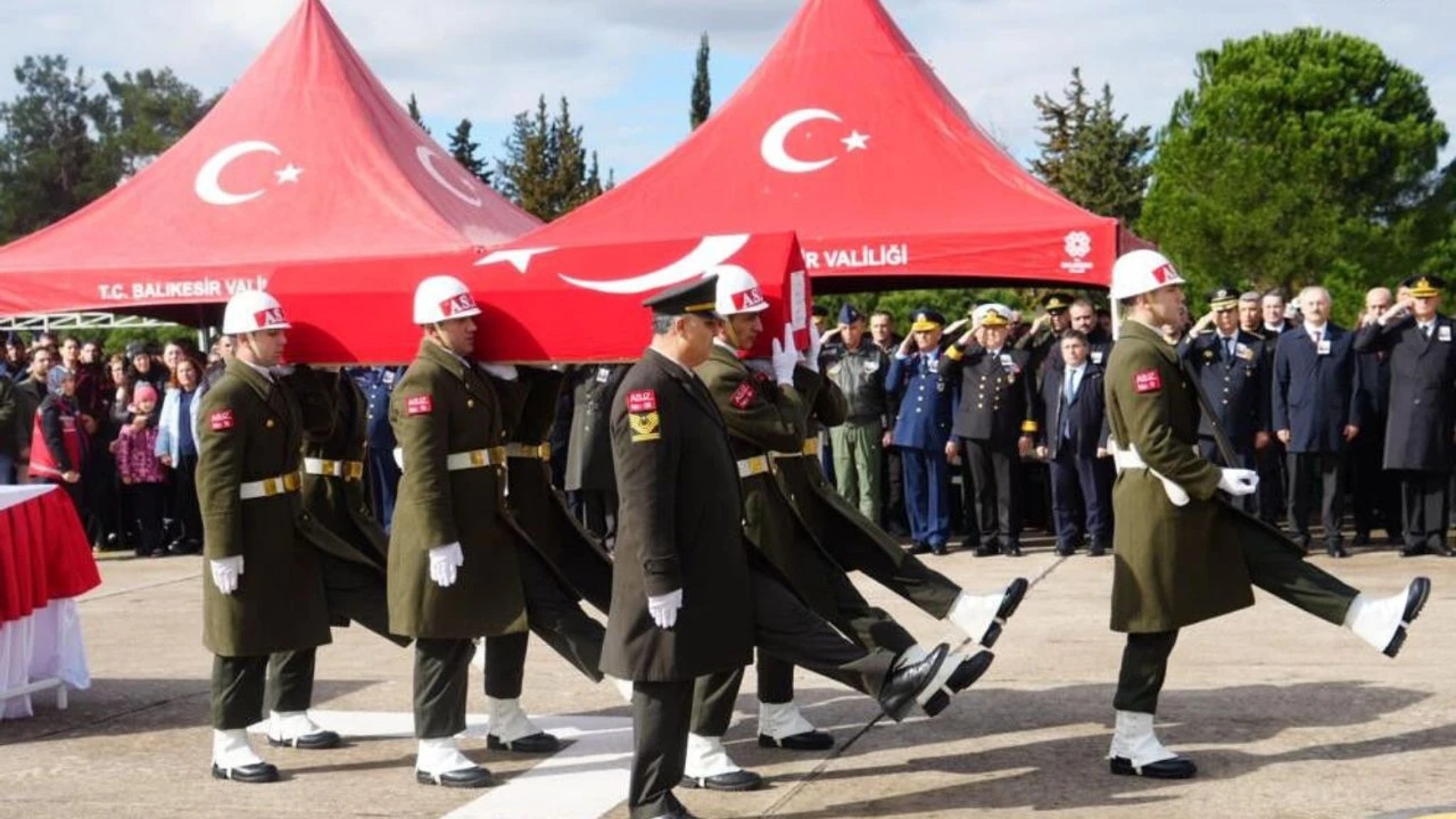 Şehit F-16 Pilotunun Cenazesi Memleketine Uğurlandı