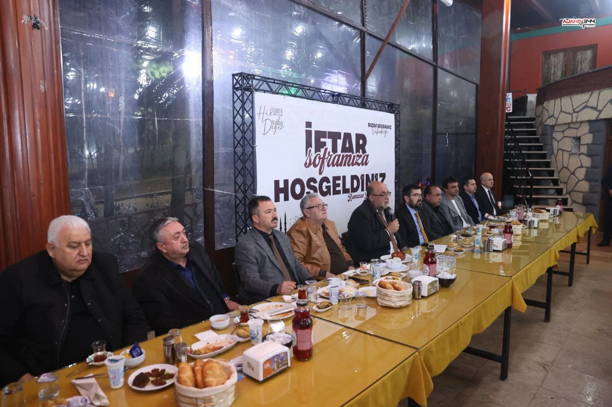 Başkan Akpınar 105 Mahalle Muhtarıyla İftarda Buluştu: “Eşit Hizmet, Güçlü Koordinasyon”