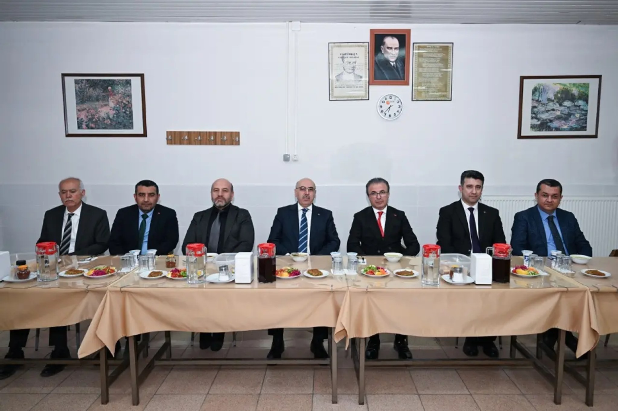 KSÜ Rektörü Ak Afşin’de Akademik Birimlerle Buluştu