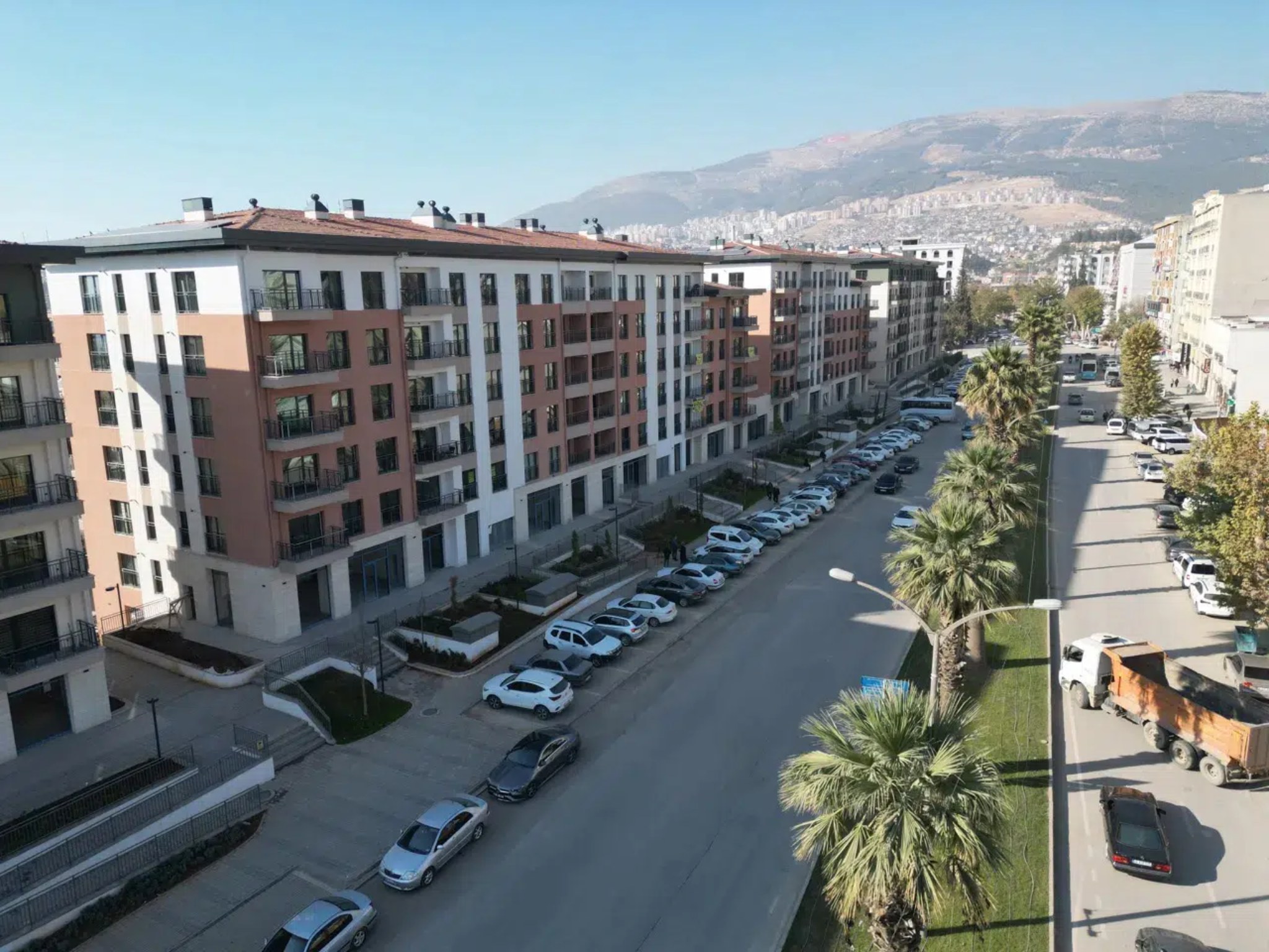 Trabzon Caddesi’nde Hayat Yeniden Başladı