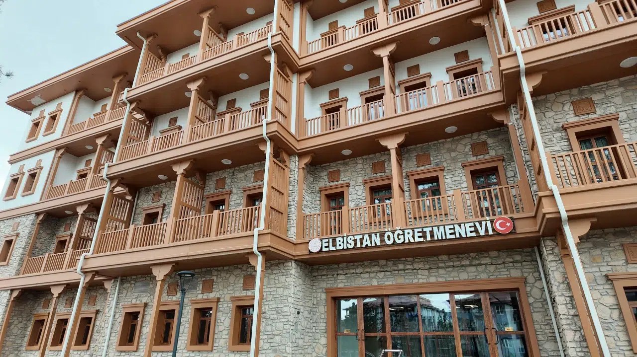 Elbistan Öğretmenevi Hizmete Açıldı, Misafirlerini Ağırlamaya Başladı