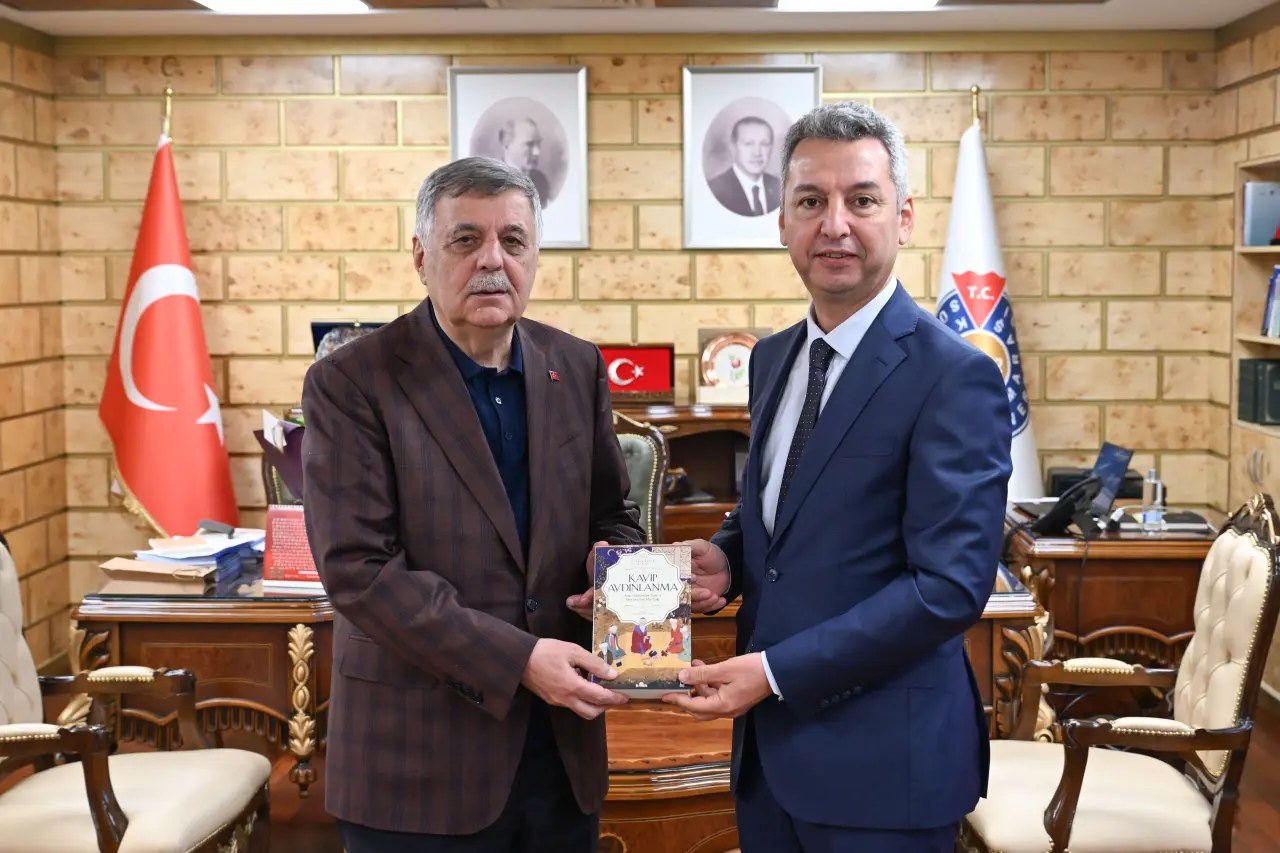 Pakdil KSÜ’de! Rektör Okumuş İle Görüştü