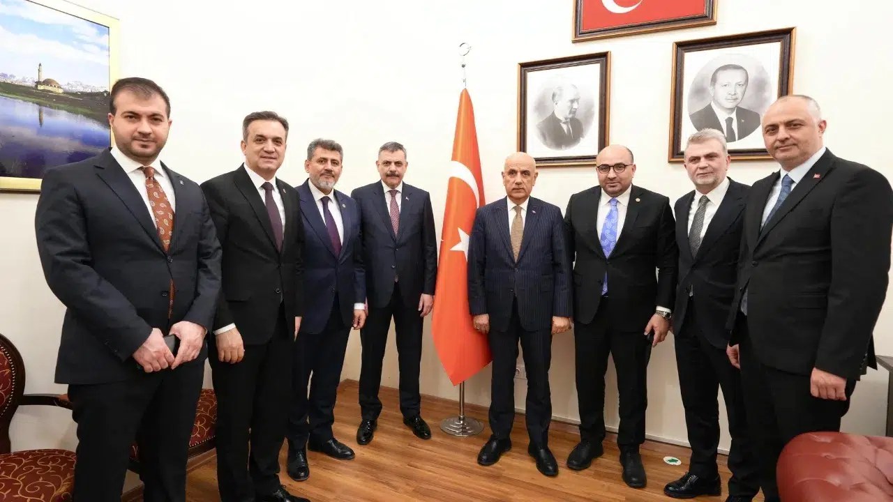 Kahramanmaraş Heyeti Ankara'da: Yeni Projeler Masada