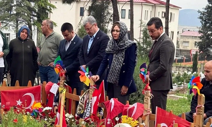 Milletvekili Karakoç’tan Deprem Şehidi Çocuklar İçin Mesaj