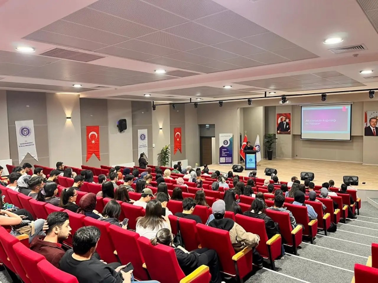 KİÜ’de Madde Bağımlılığı Semineri Yapıldı