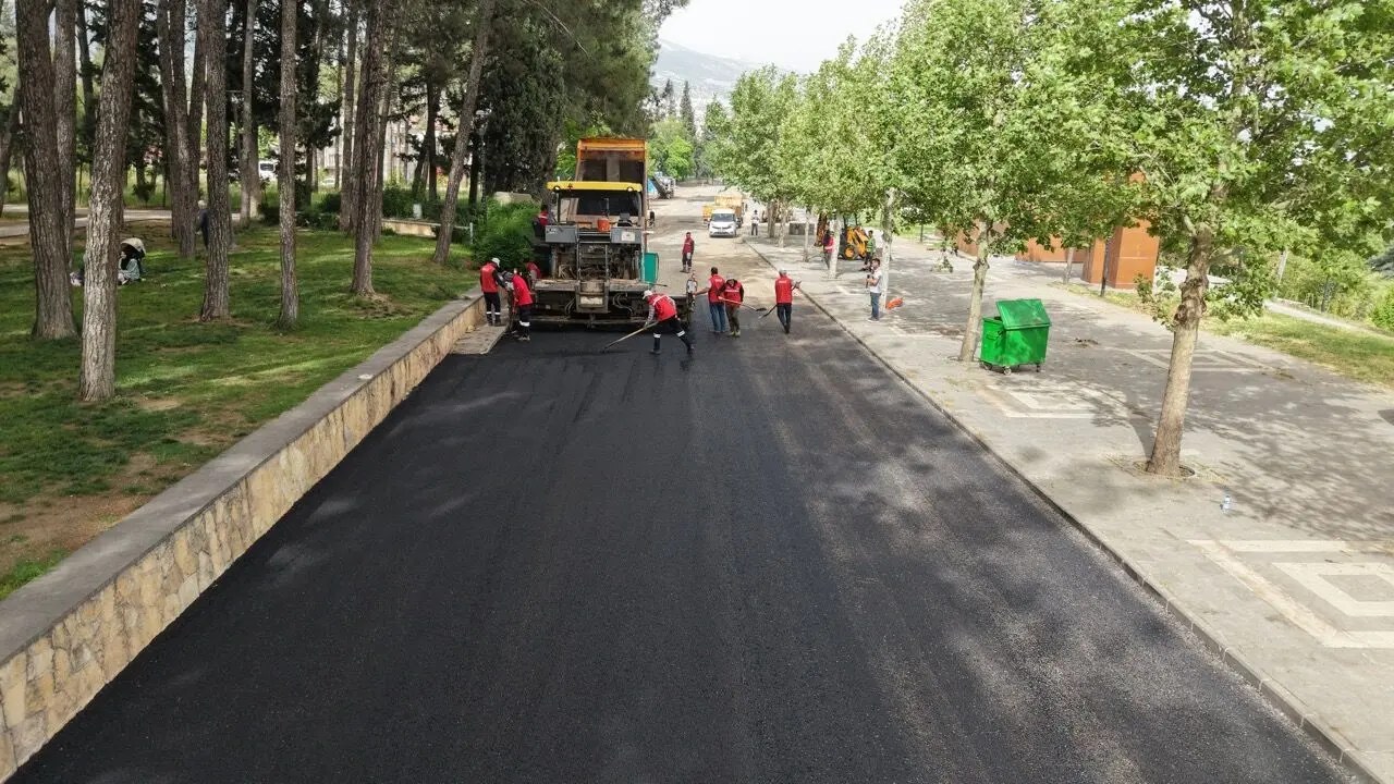 Büyükşehir Belediyesi Ulaşım Atağını Sürdürüyor