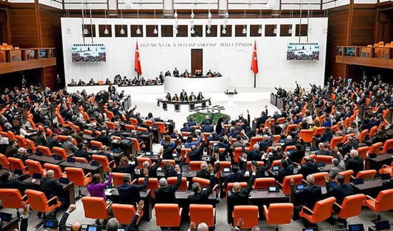 Yeni Resmi Tatil Geliyor! Milyonları İlgilendiren Teklif TBMM'ye Geliyor