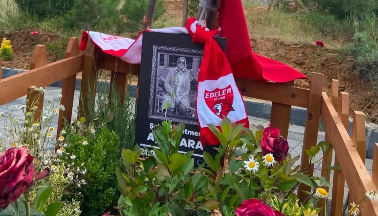 Kahramanmaraş'ta Ayla Kara Kabri Başında Dualarla Anıldı