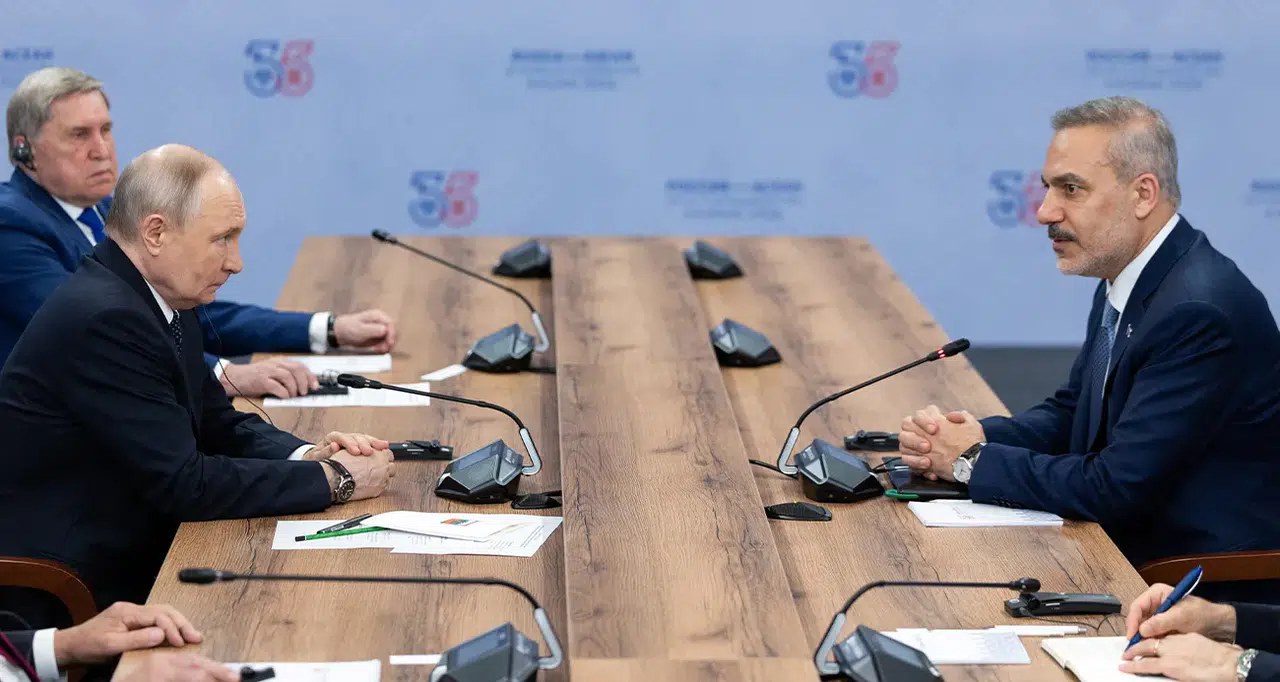 Dışişleri Bakanı Fidan, Putin ile Kazan'da Bir Araya Geldi