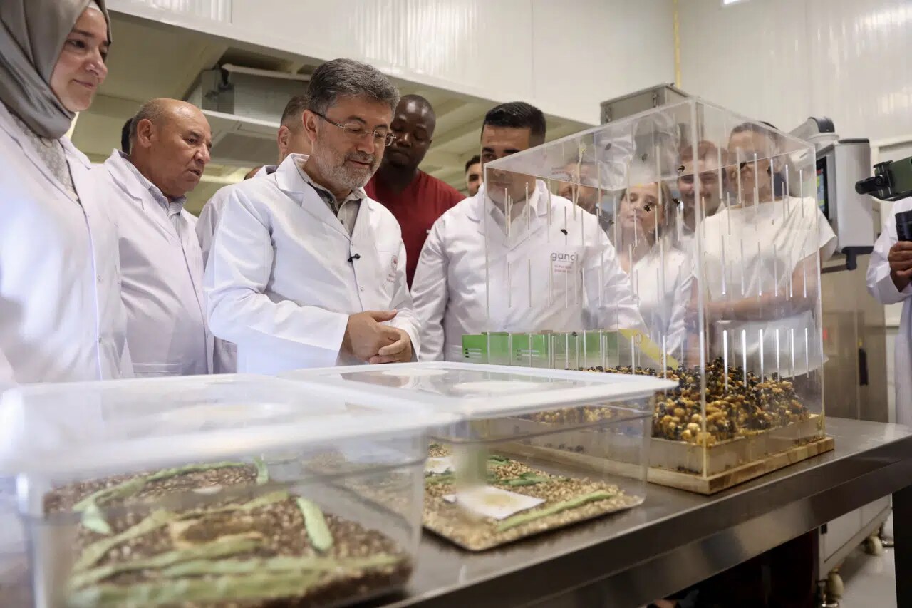 Bakan Yumaklı: Biyolojik mücadelede yerli üretimi desteklemeyi sürdüreceğiz
