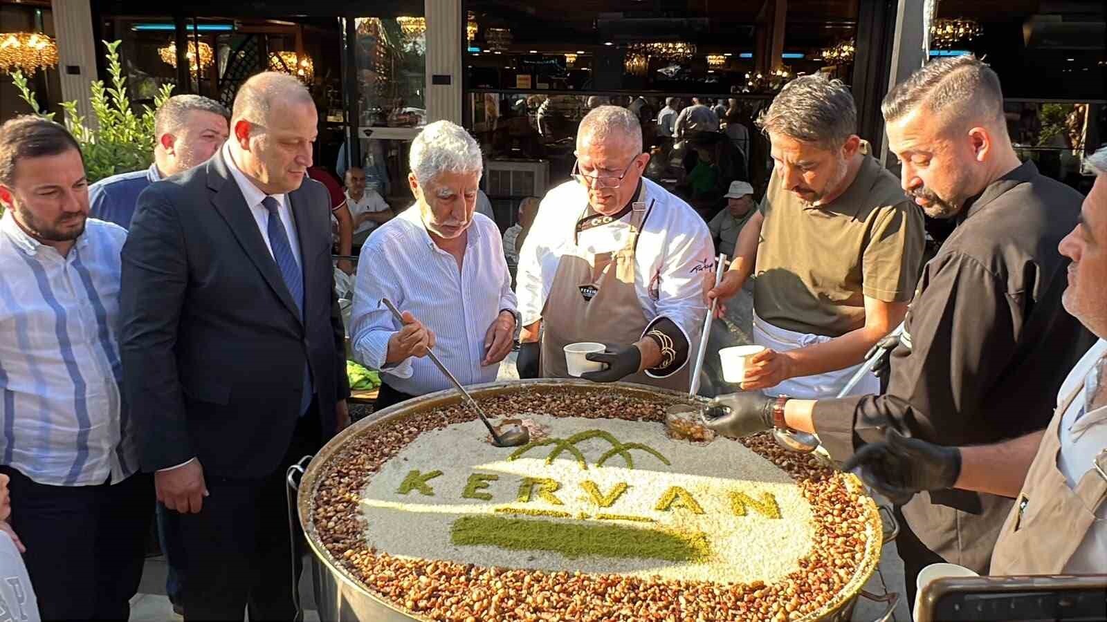 Alpedo Kervan’dan Muharrem Ayına Özel 1.500 Kişilik Aşure İkramı