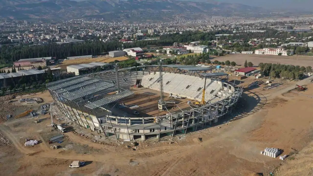Kahramanmaraş Stadyumunda Çalışmalar Yüzde 50'yi Aştı