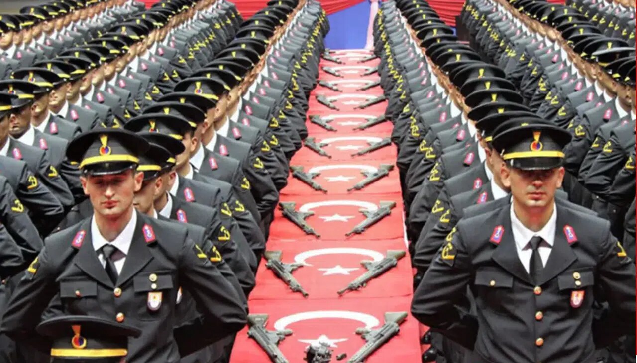 Resmî Gazete'de Yayımlandı: TSK Personeline Yeni Düzenlemeler