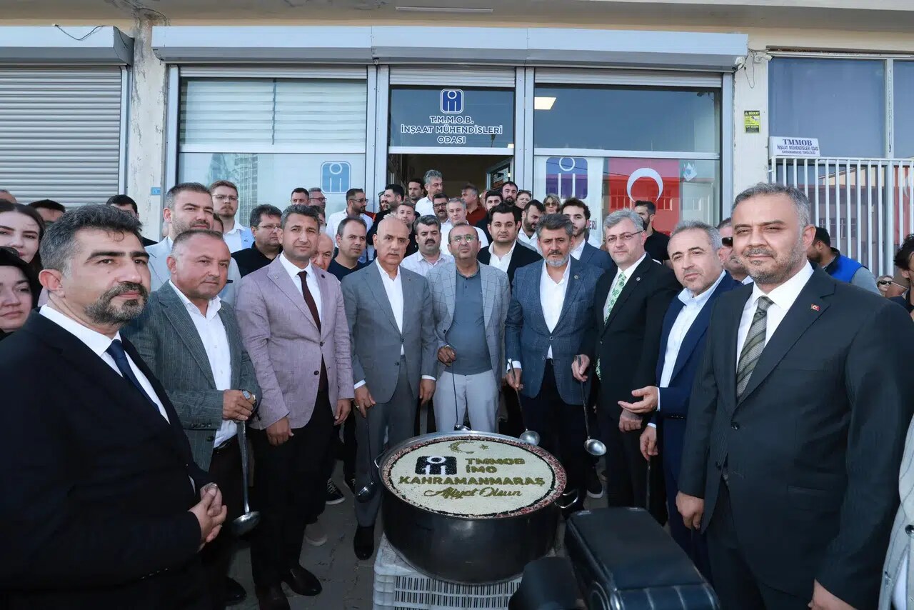 Kahramanmaraş'ta Aşure Bereketi! Başkan Toptaş Programa Katıldı