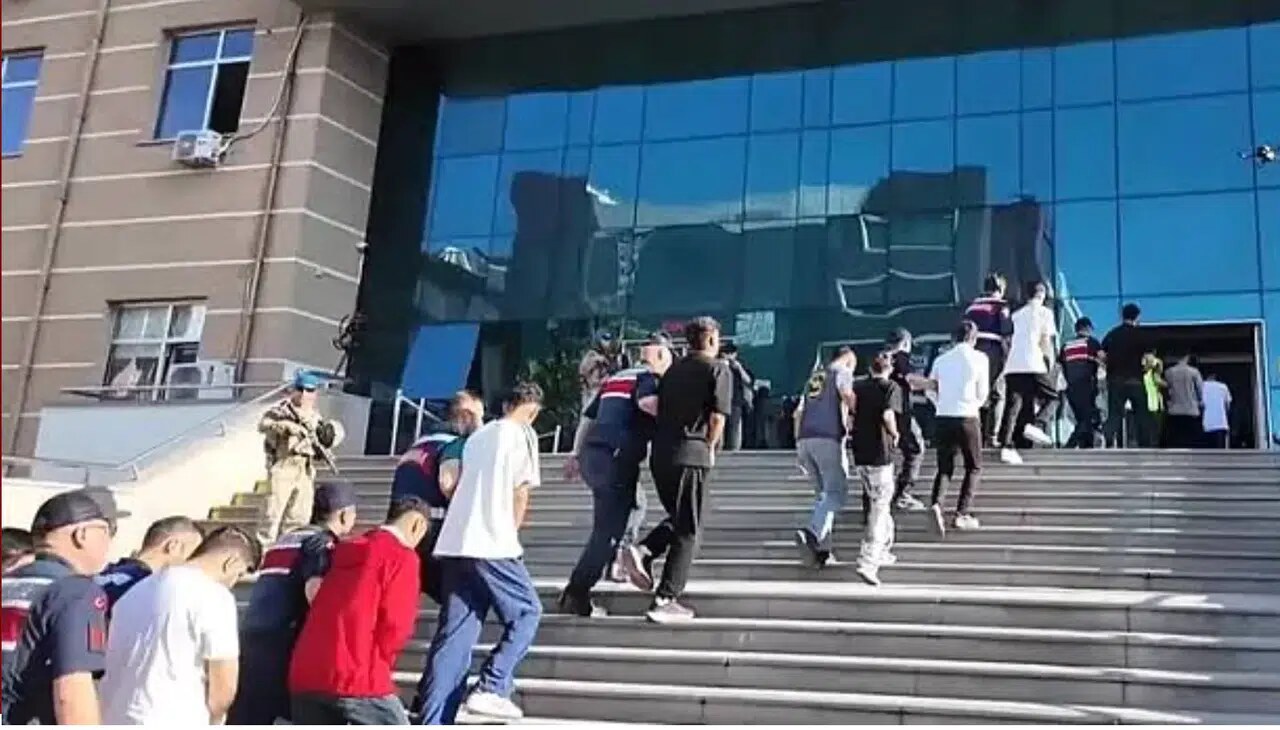 12 İlde Organize Suç Operasyonu: 74 Tutuklama