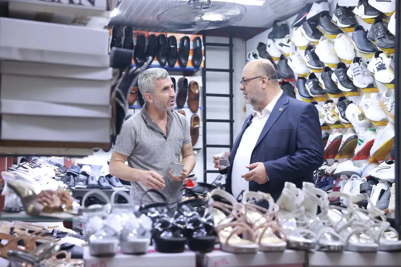 Başkan Akpınar Restorasyonu Tamamlanan Kapalı Çarşı'da Esnafla Buluştu