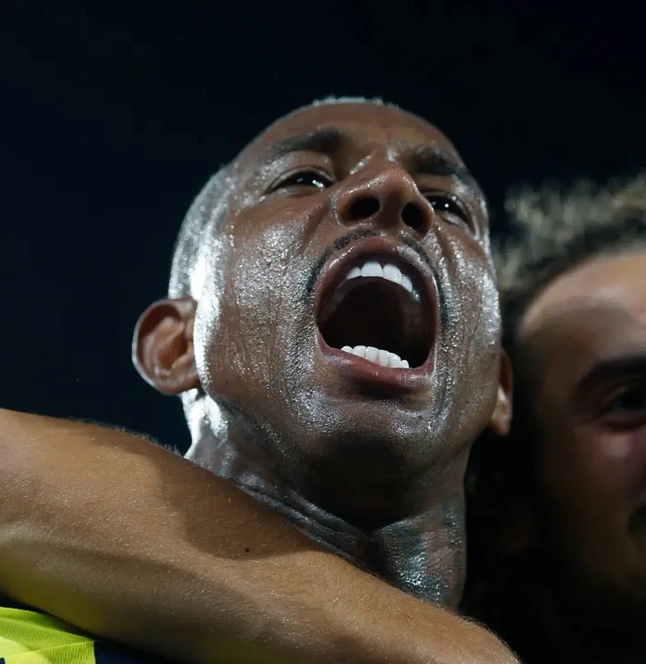 Talisca'dan Nefis Frikik! Fenerbahçe Rövanş İçin Avantajı Kaptı