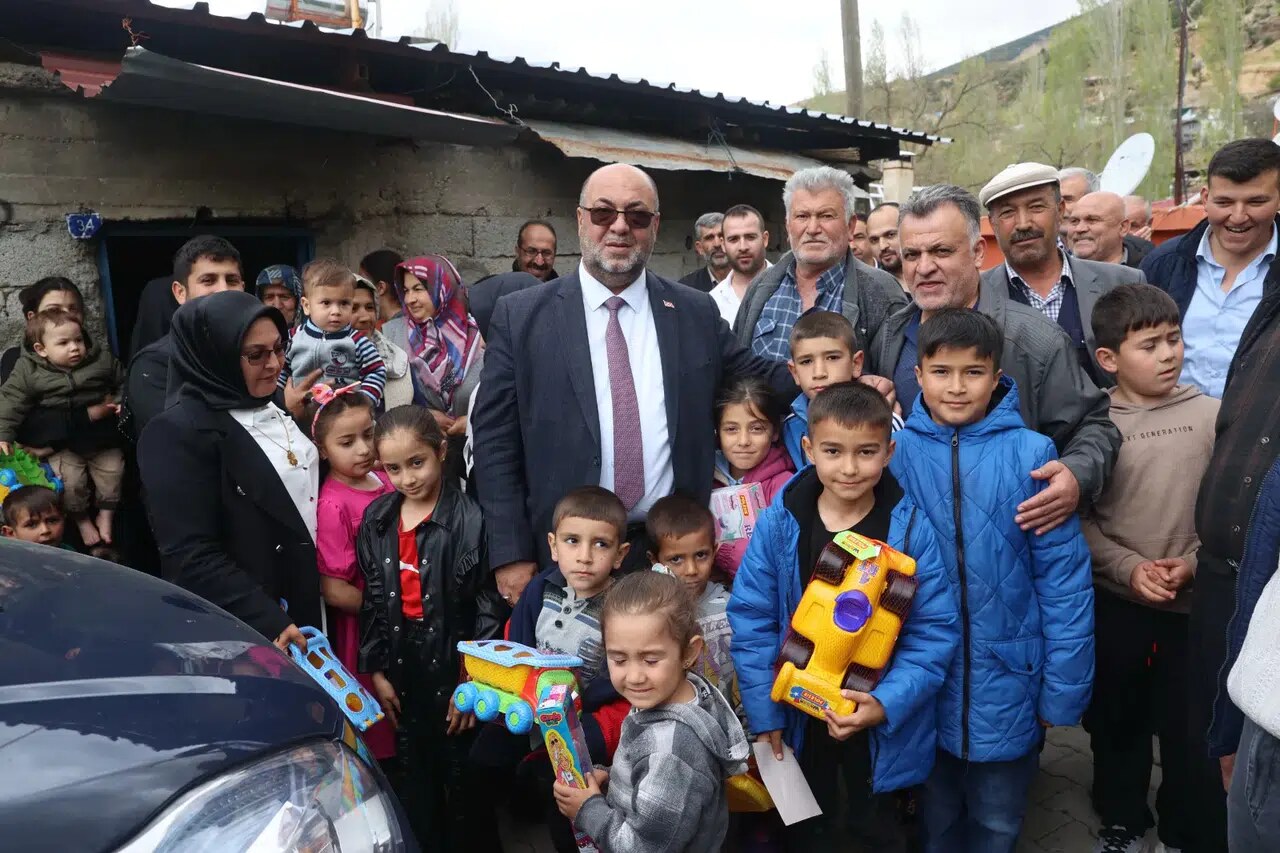 Başkan Akpınar Mahalle Buluşmalarında 100'üncü Durağa Ulaşıyor