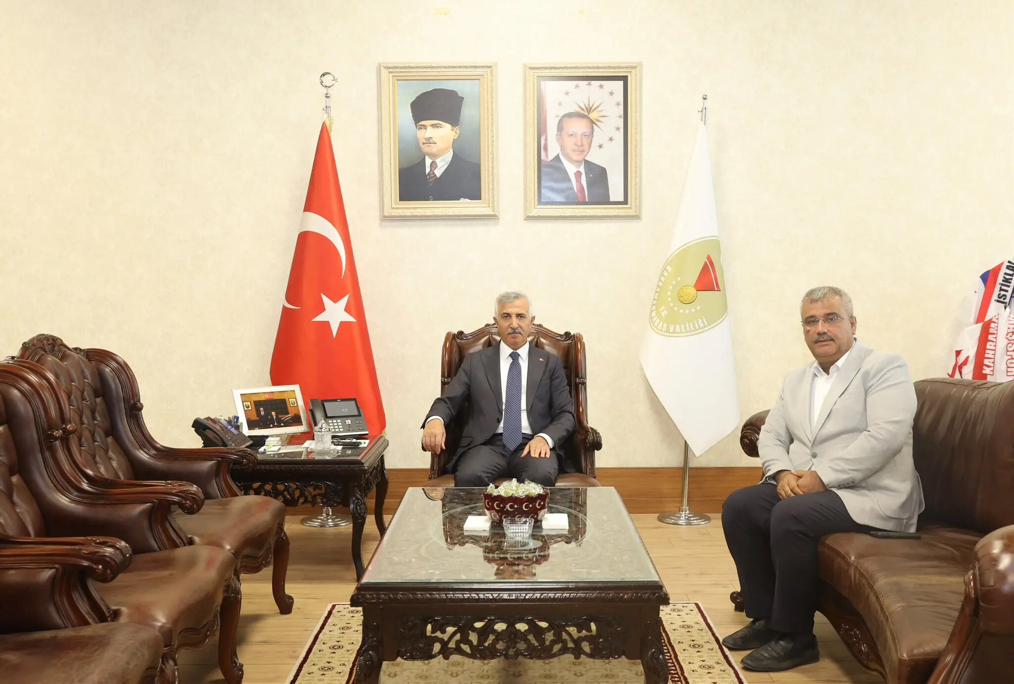 Vali Ünlüer'in Gündeminde Medya ve Sağlık Vardı! İki Kritik İsimle Görüştü
