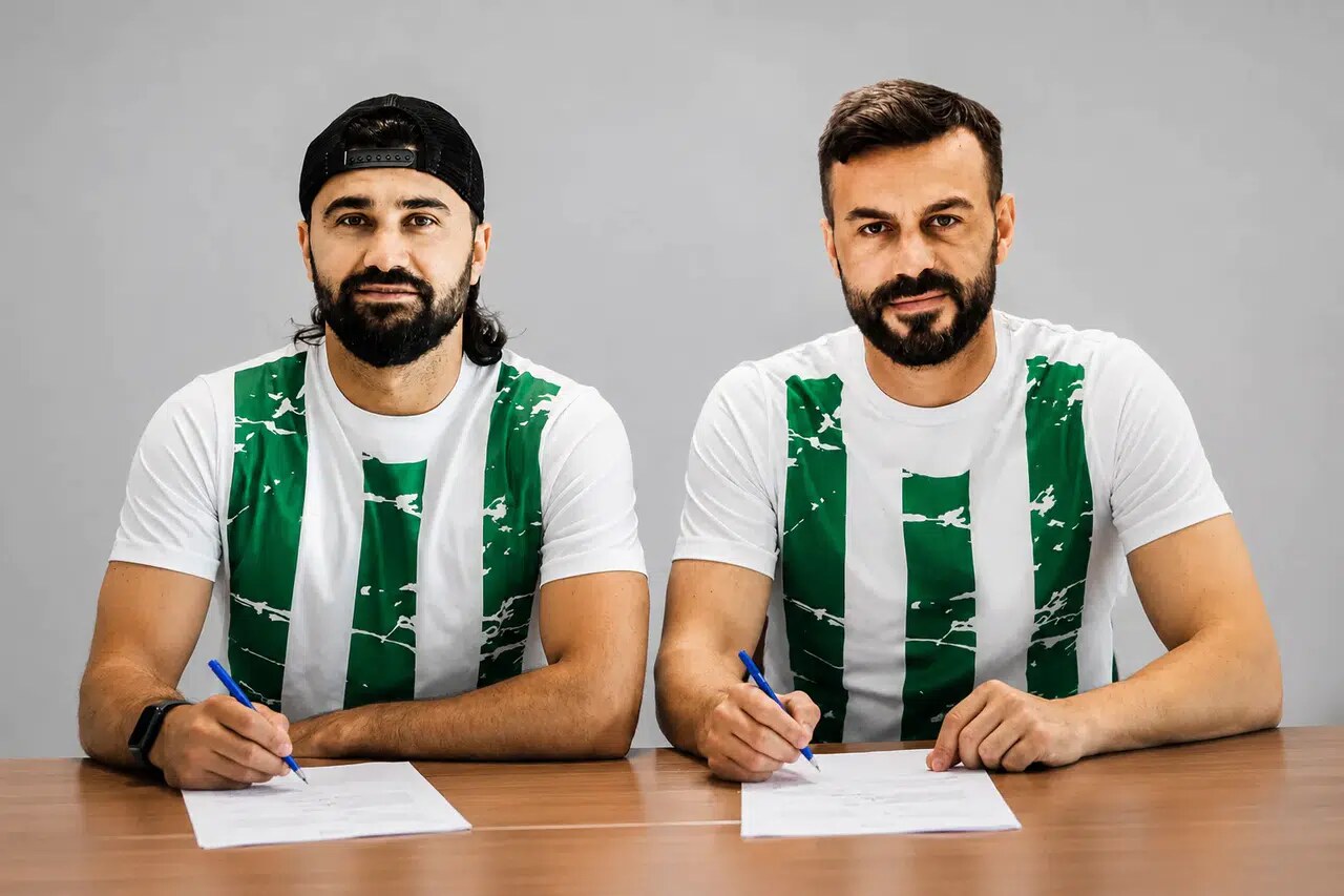 İstiklalspor'da Çifte Ayrılık! İki Kritik İsim Resmen Gitti