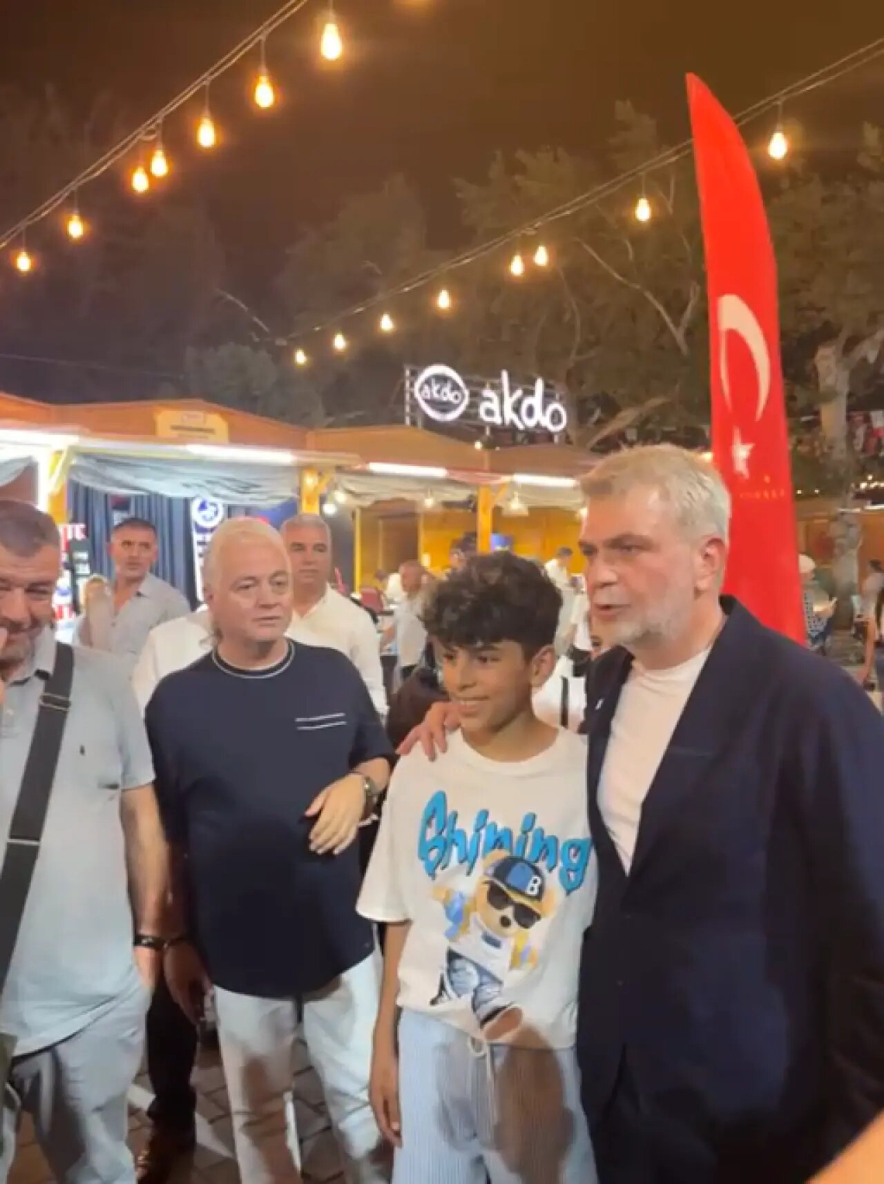 Başkan Fırat Görgel Ağustos Fuarı’nda Vatandaşlarla Buluştu