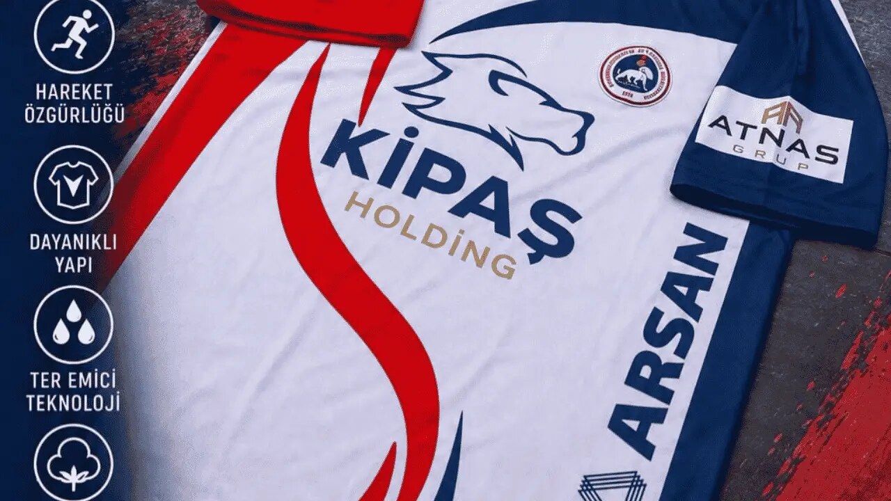 Kahramanmaraş İstiklalspor’un Beklenen Yeni Sezon Formaları Satışa Çıktı