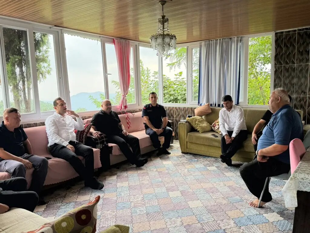 Şahin Andırın’da Mahalle Mahalle Vatandaşı Dinledi