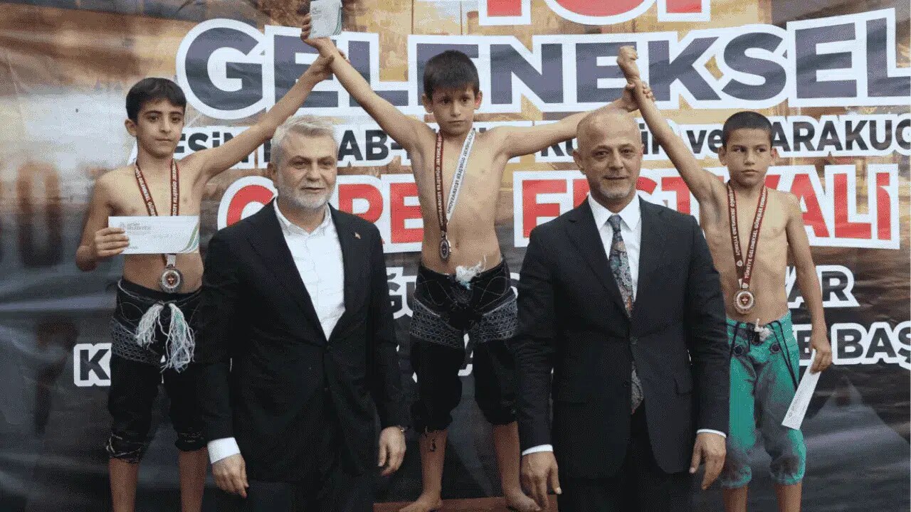 Türkiye’nin Pehlivanları Afşin’de Er Meydanına Çıktı