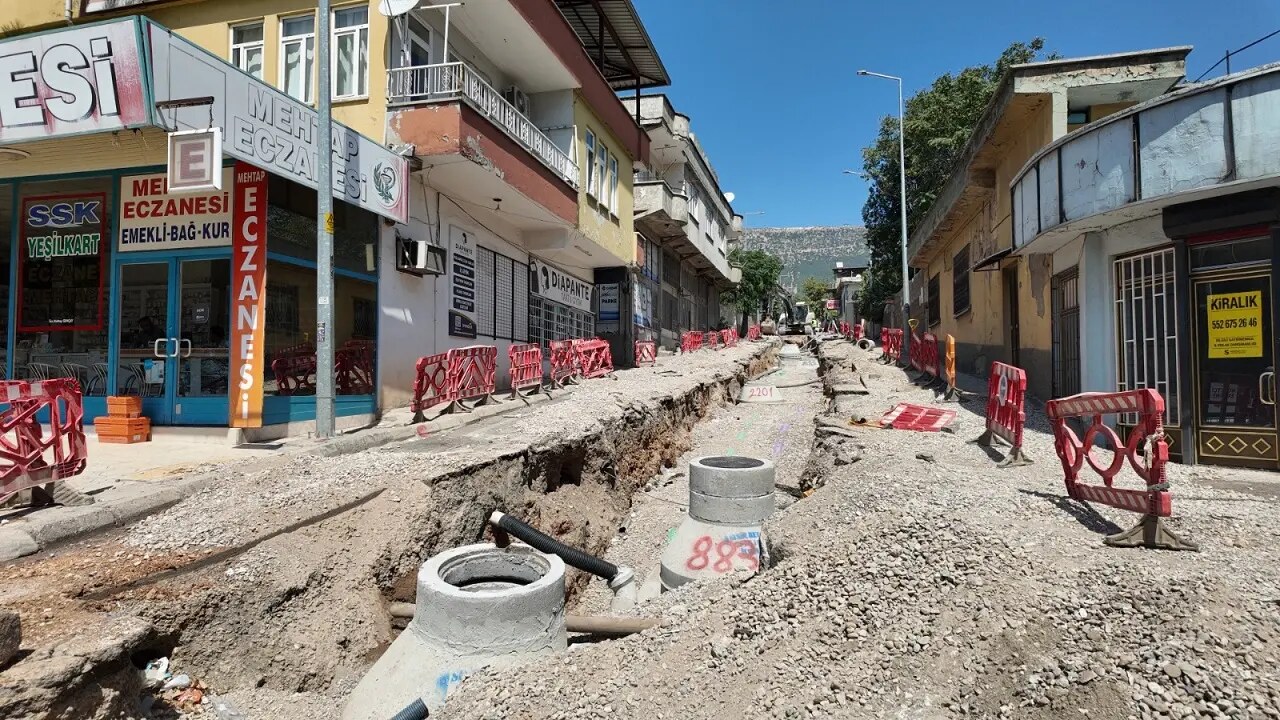 Kahramanmaraş’ta İçmesuyu ve Kanalizasyon Hattı Yenileniyor