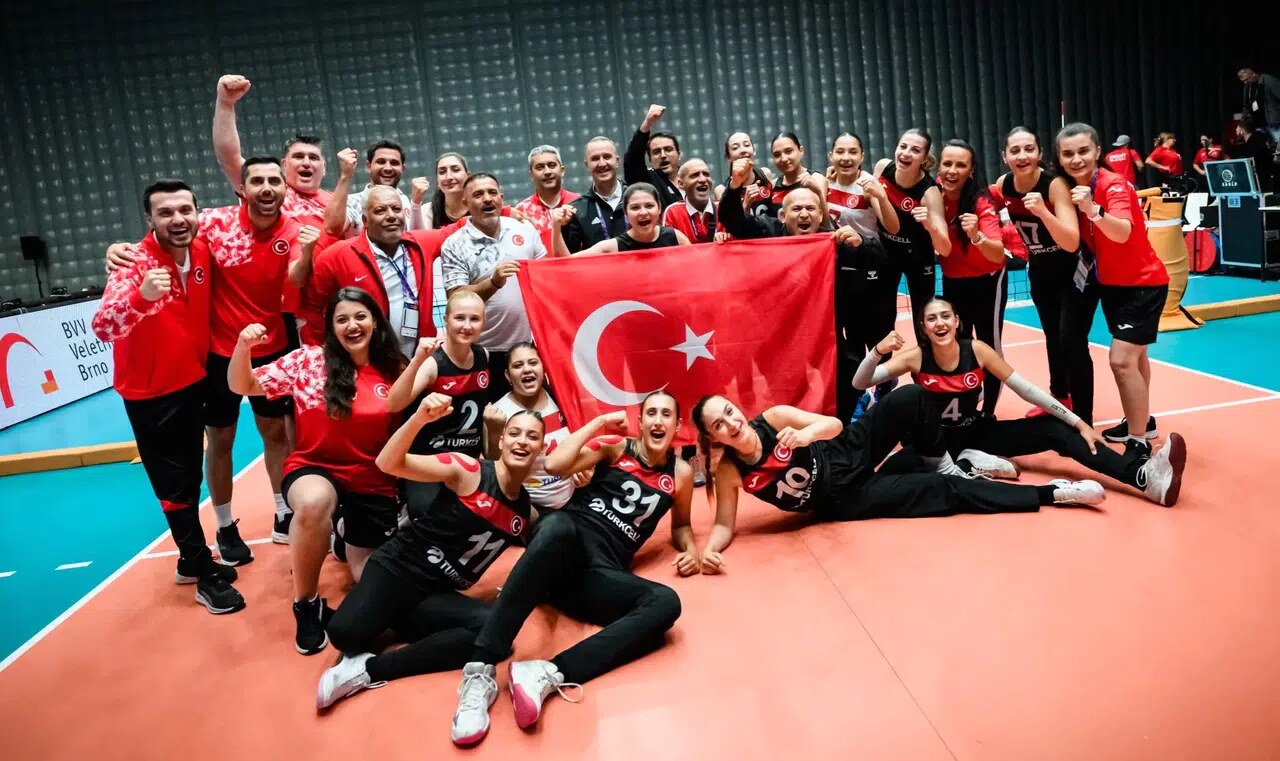 KSÜ’lü Mislina Görgülü’den Türkiye’ye Şampiyonluk