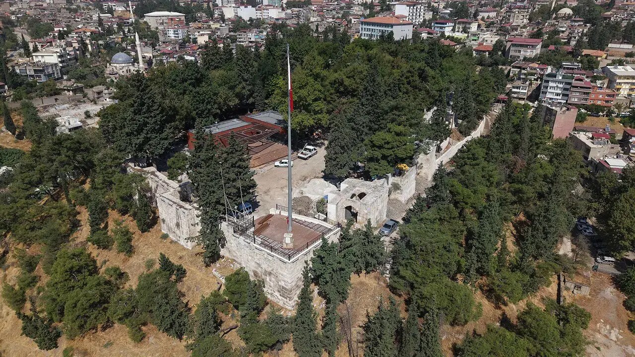 Kahramanmaraş Kalesi Yeniden Açılıyor: Tarihi Yapıda Son Dokunuşlar