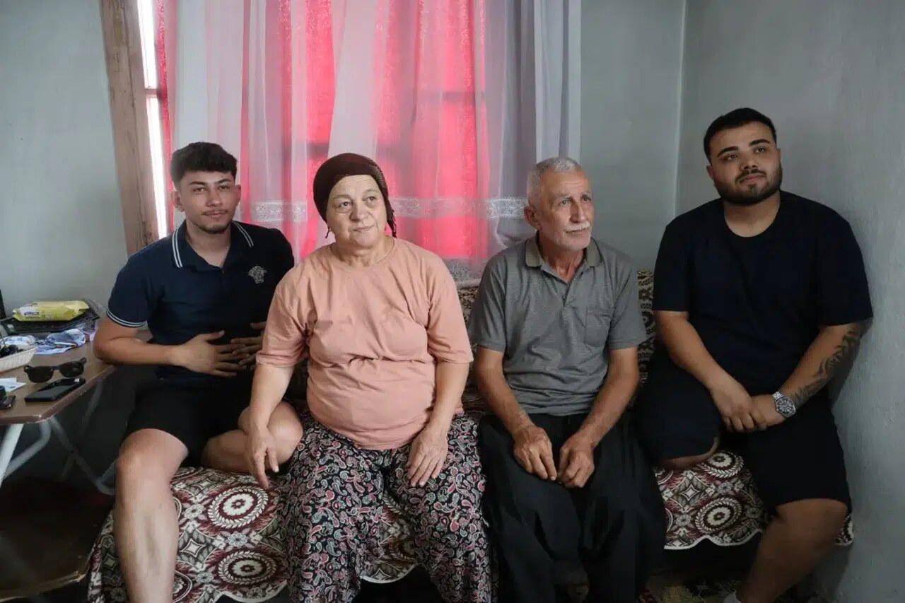 Feribotta Dehşet: Hamile Kadını Pencereden Kurtardı