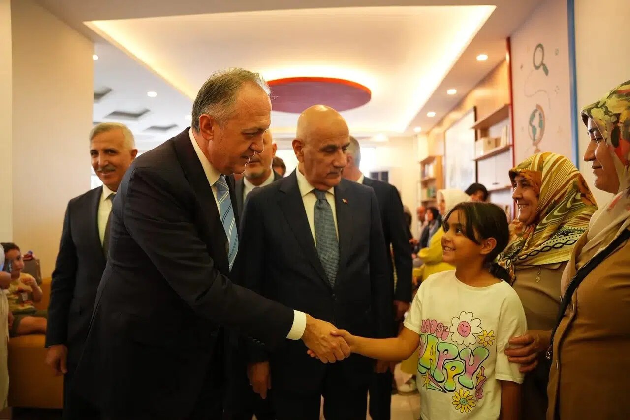 Kahramanmaraş’ta 1.000 gence eğitim desteği sağlayan merkeze övgü