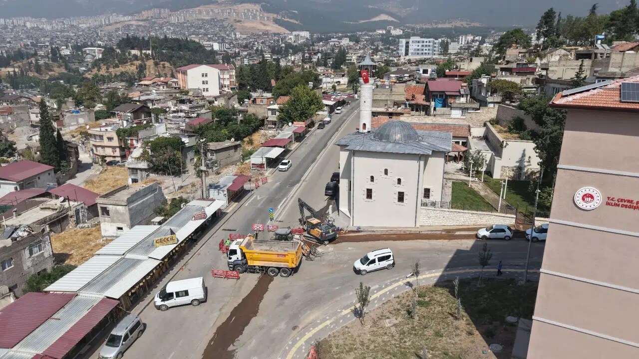 KASKİ düğmeye bastı bu caddenin altyapısı yenileniyor